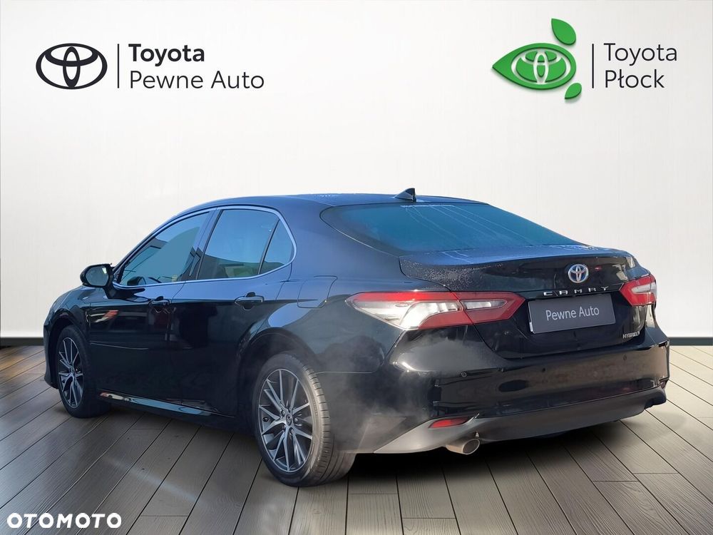 Toyota Camry 2022 photo 3