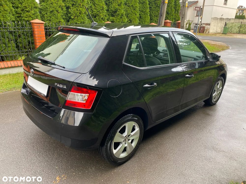 Skoda Fabia - 8