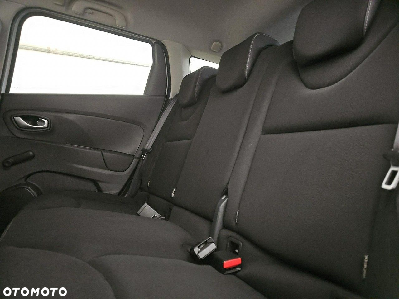 Renault Clio - 18