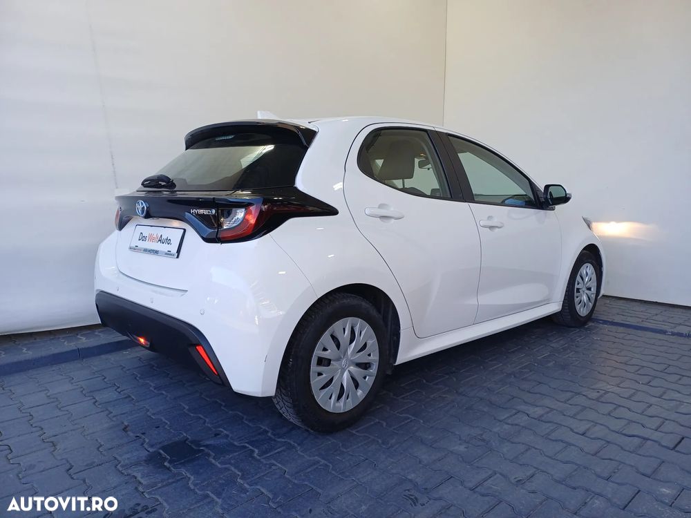 Toyota Yaris - 25