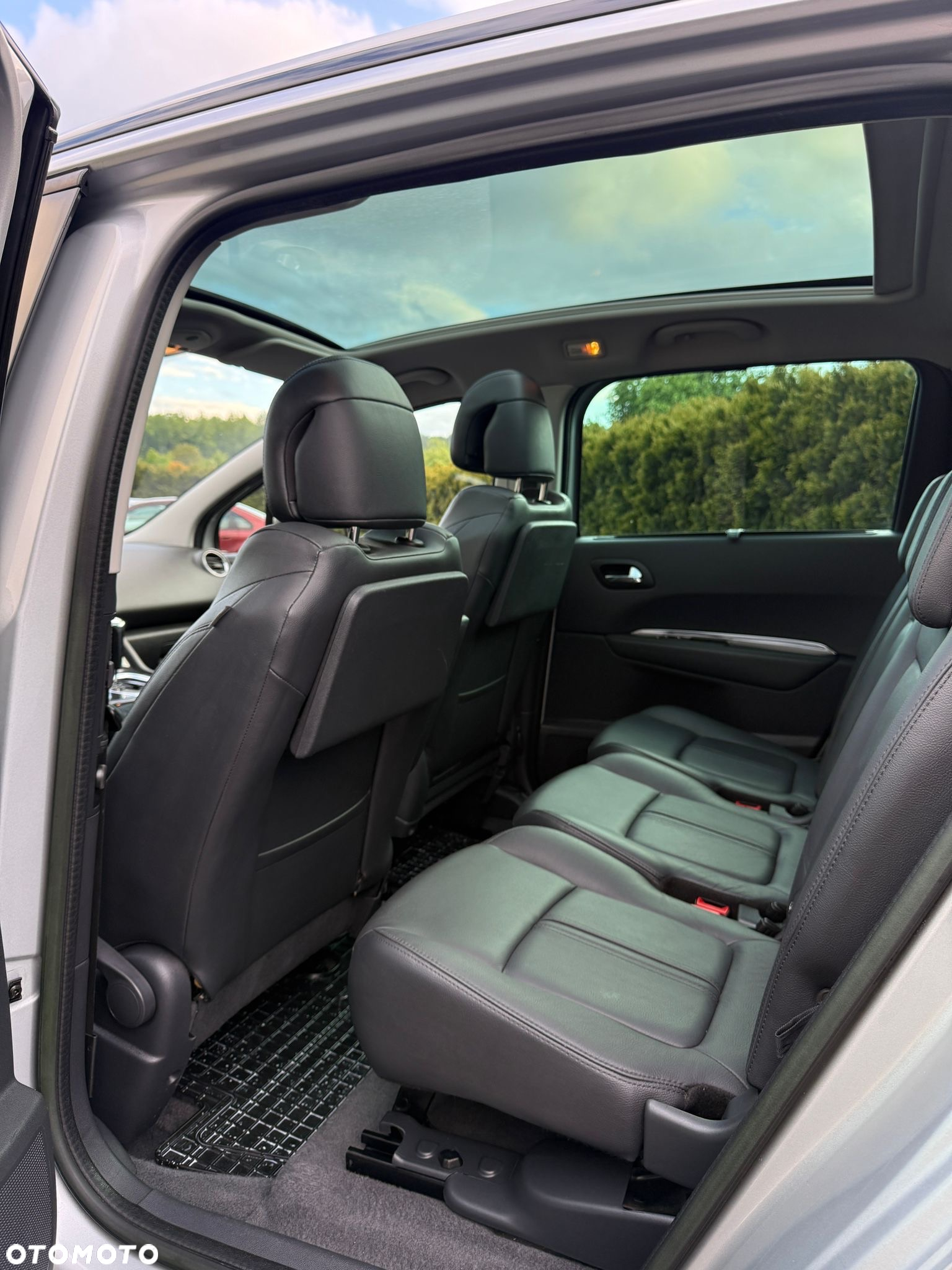 Peugeot 5008 1.6 THP Allure - 19