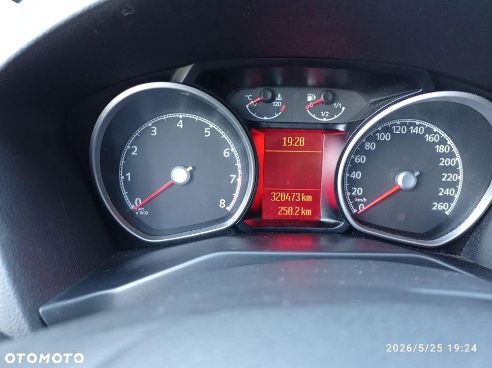 Ford Mondeo 2.0 Ghia - 11