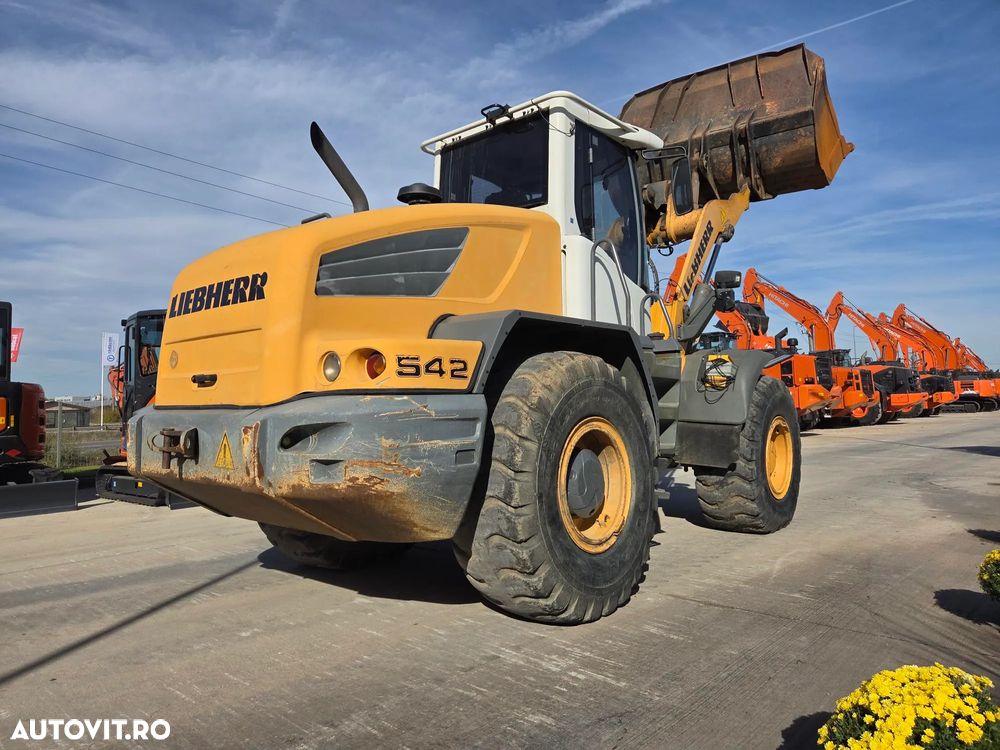 Liebherr 542, Cupa 3mc, 2012, 10.738h, Anv 20,5R25-50% ok, Masa operationala 16t, Aer conditionat, transmisie hidrostatica, STARE BUNA-PROMOTIE 34900 EUR+Tva - 3
