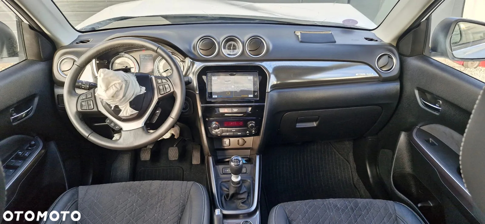 Suzuki Vitara 1.4 Boosterjet Hybrid Allgrip Comfort "SHIINKAI" - 18