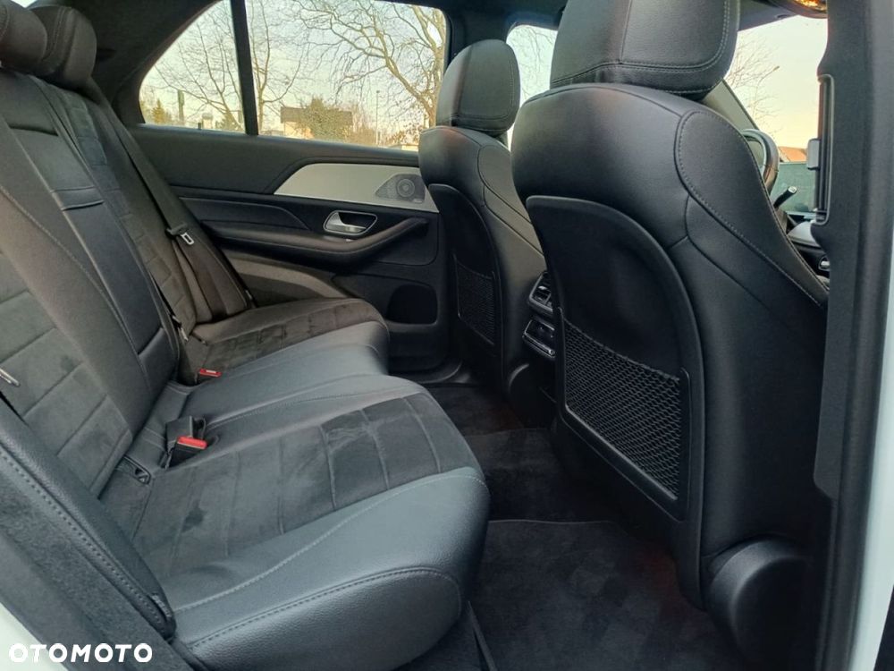 Mercedes-Benz GLE - 26