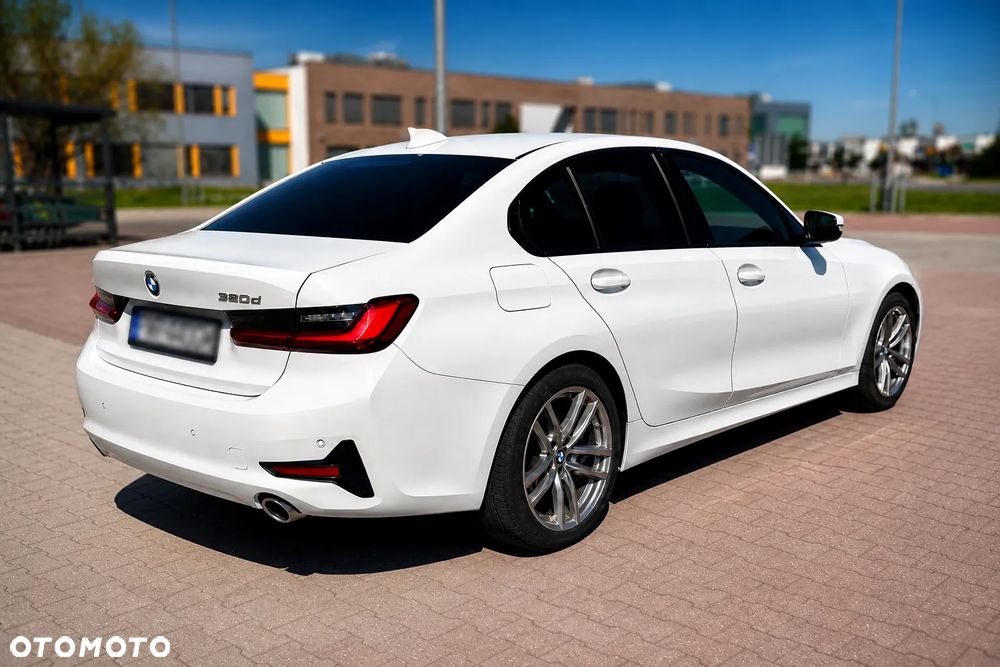 BMW Seria 3 320d - 4