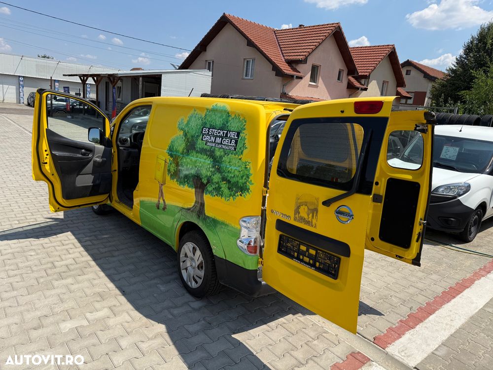 Nissan NV200 - 33