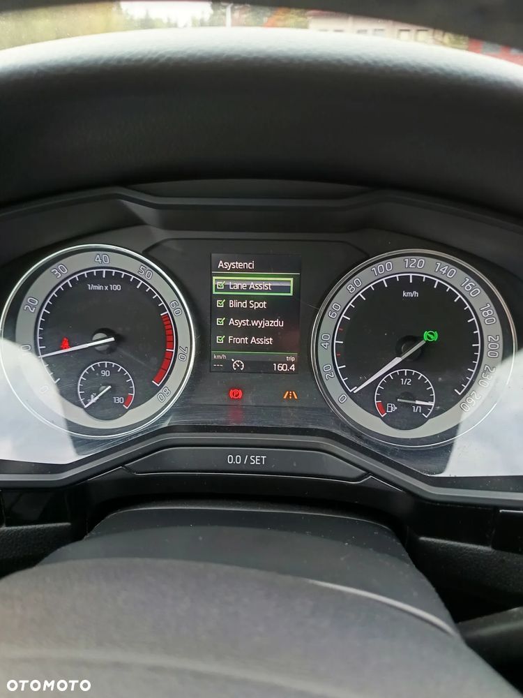 Skoda Superb 2.0 TSI L&K DSG - 11