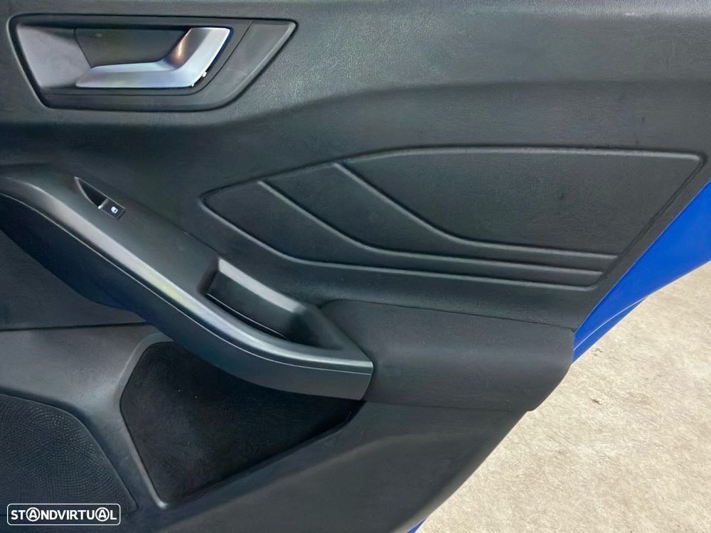Ford Focus 1.0 EcoBoost MHEV ST-Line - 22