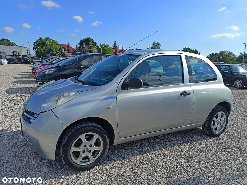 Nissan Micra - 1
