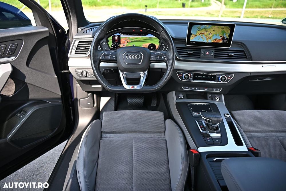 Audi Q5 55 TFSIe quattro S tronic S line business - 2