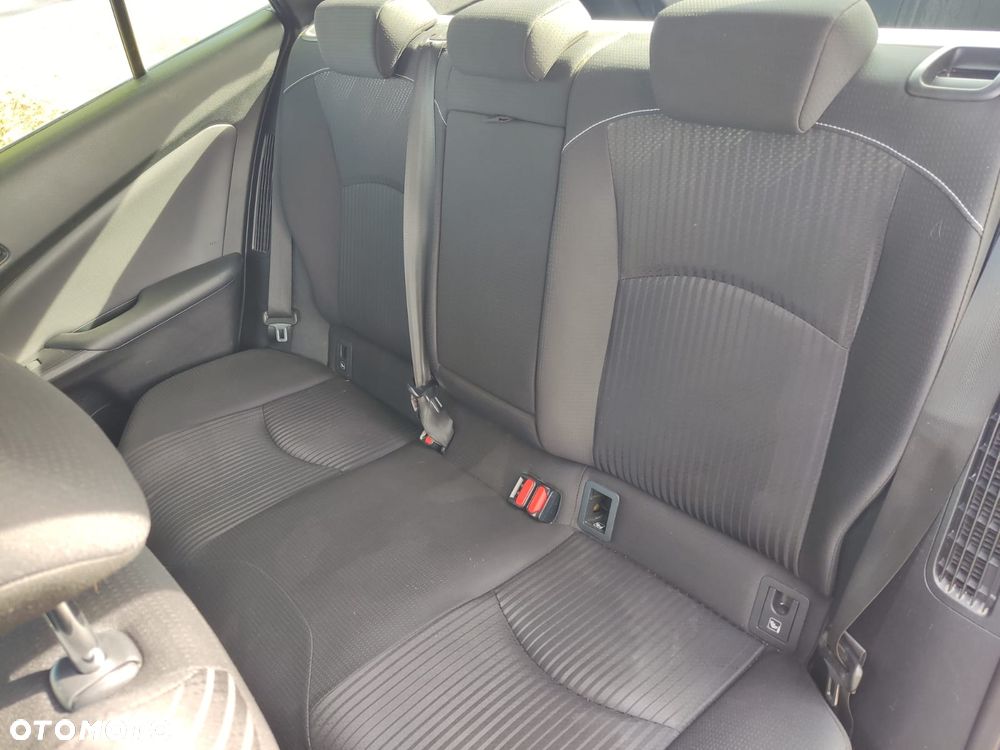 Toyota Prius - 18