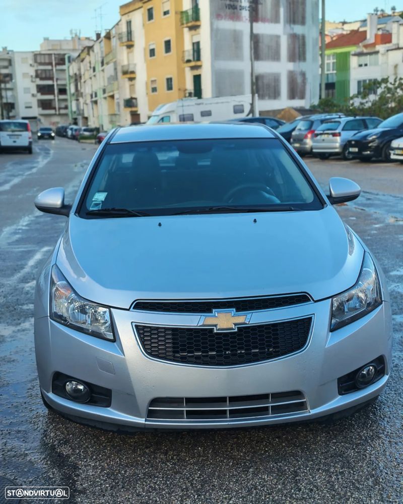Chevrolet Cruze 1.7 VCDi LTZ - 1