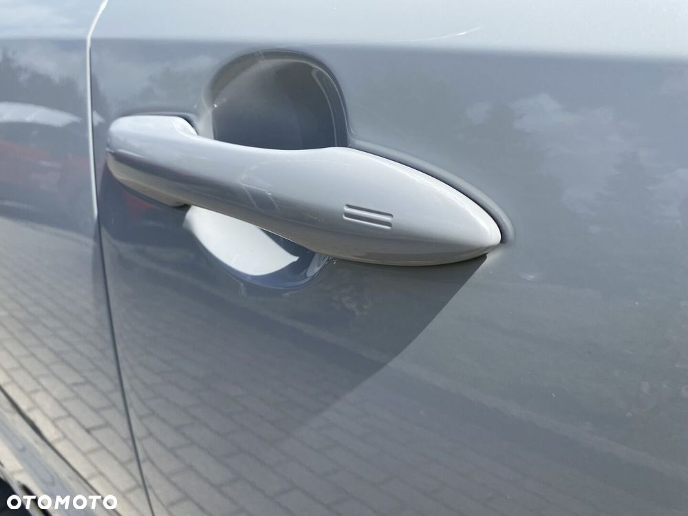 Toyota Corolla 1.8 Hybrid GR Sport Dynamic - 6