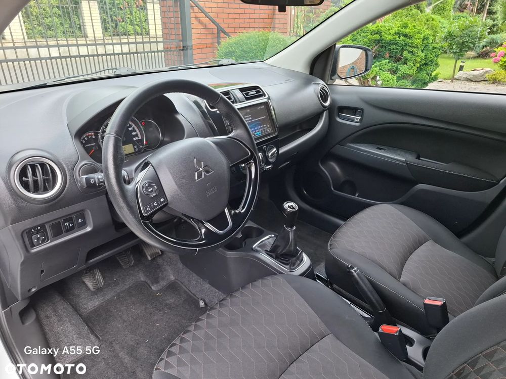 Mitsubishi Space Star - 16