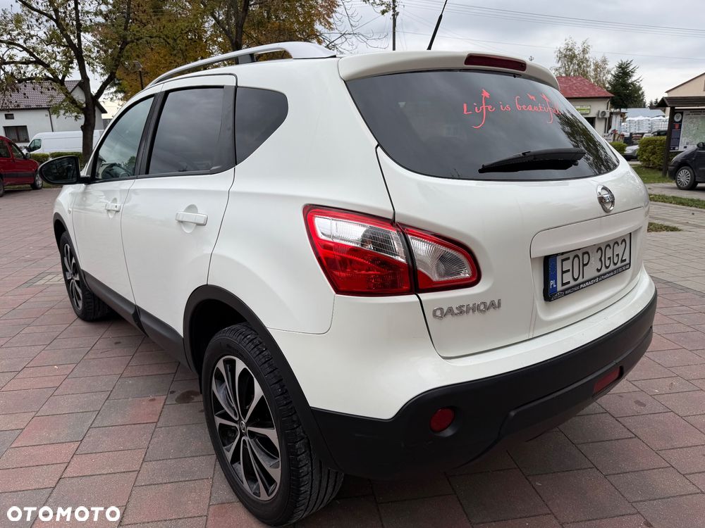 Nissan Qashqai 1.6 360 - 23