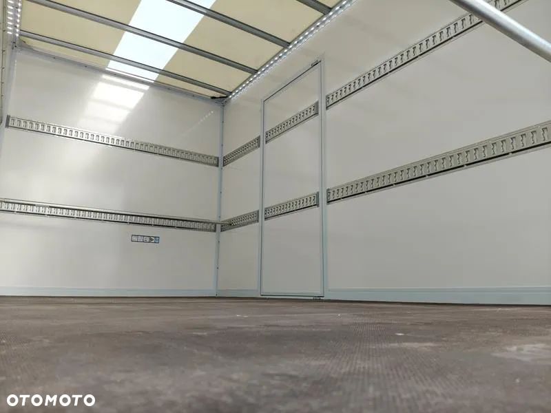 Renault Master Kontener Transportowy 9EP + Winda 750 KG - 12