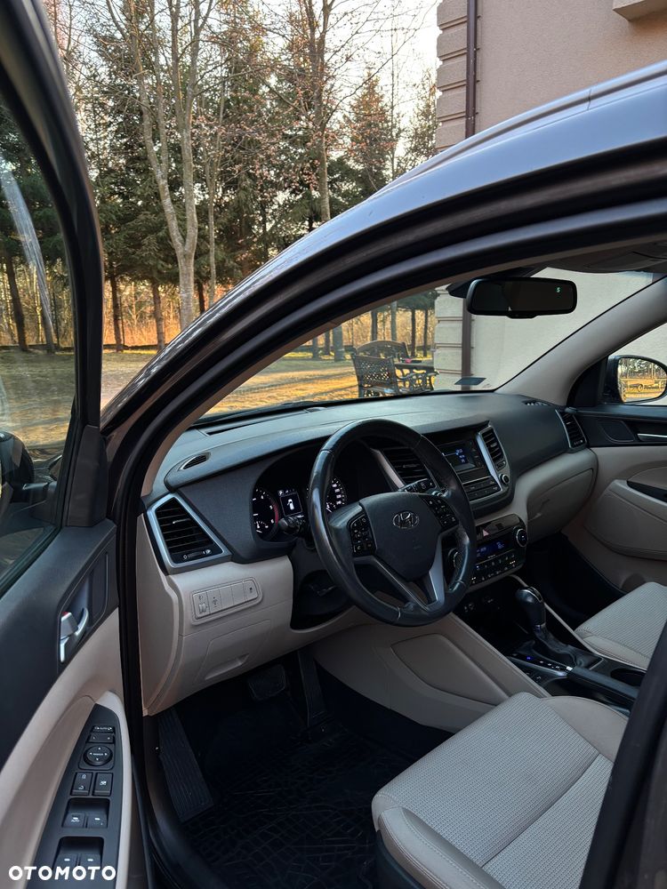 Hyundai Tucson 1.7 CRDI BlueDrive Premium 2WD DCT - 9