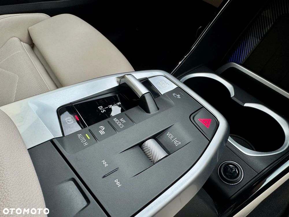 BMW X1 sDrive20i mHEV sport - 25