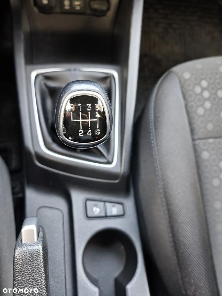 Hyundai i20 1.4 Premium - 32