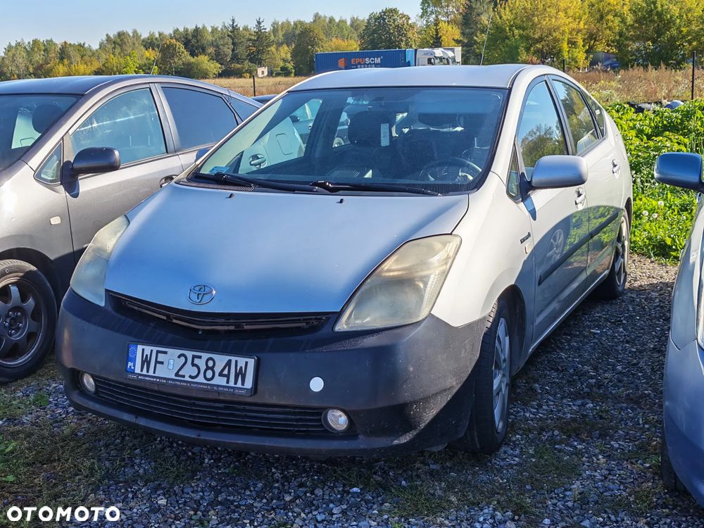 Toyota Prius 1.5 VVT-i Sol - 14