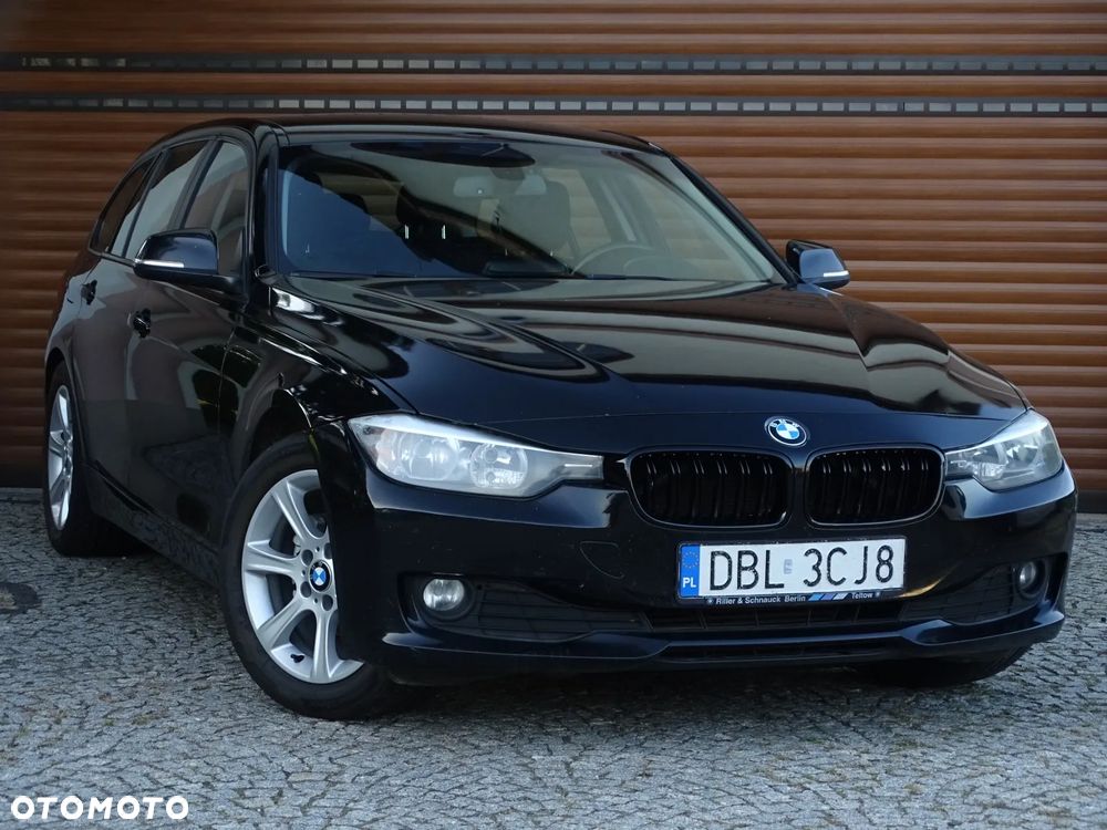 BMW Seria 3 - 16