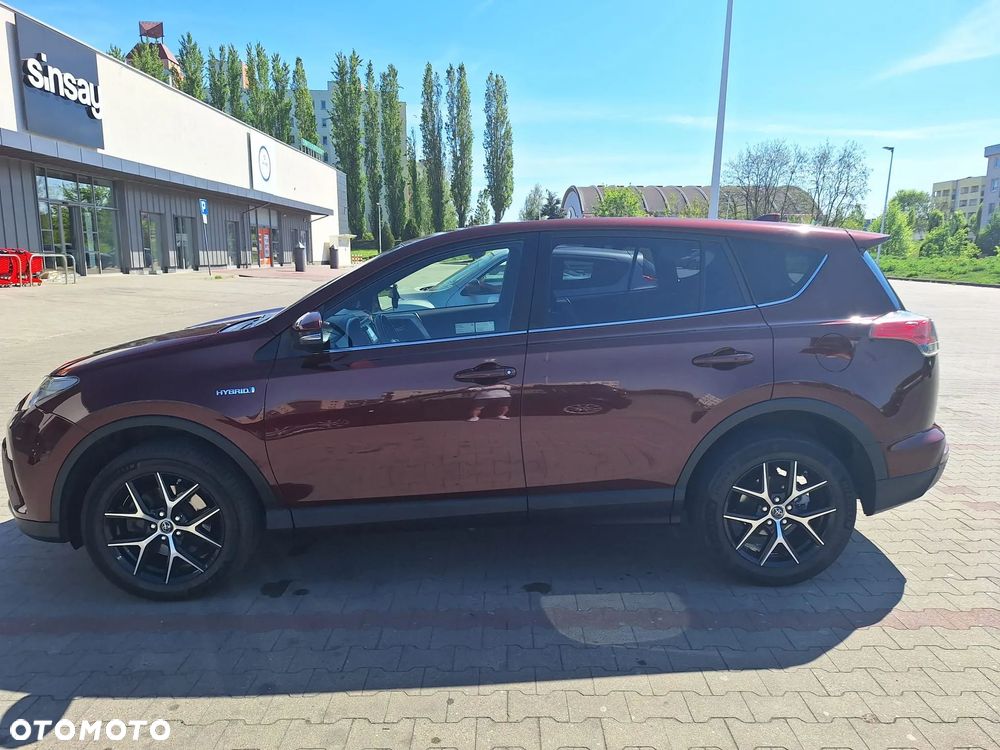Toyota RAV4 - 1