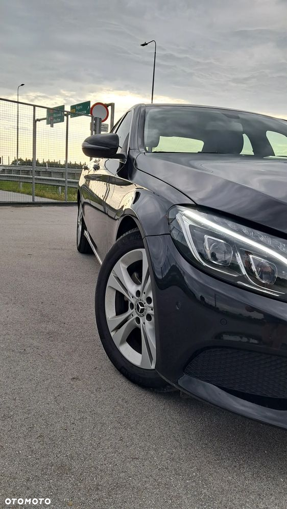 Mercedes-Benz Klasa C 180 (BlueTEC) d 7G-TRONIC - 2