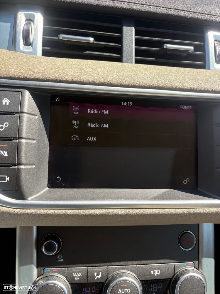 Land Rover Range Rover Evoque 2.0 TD4 SE Auto - 37