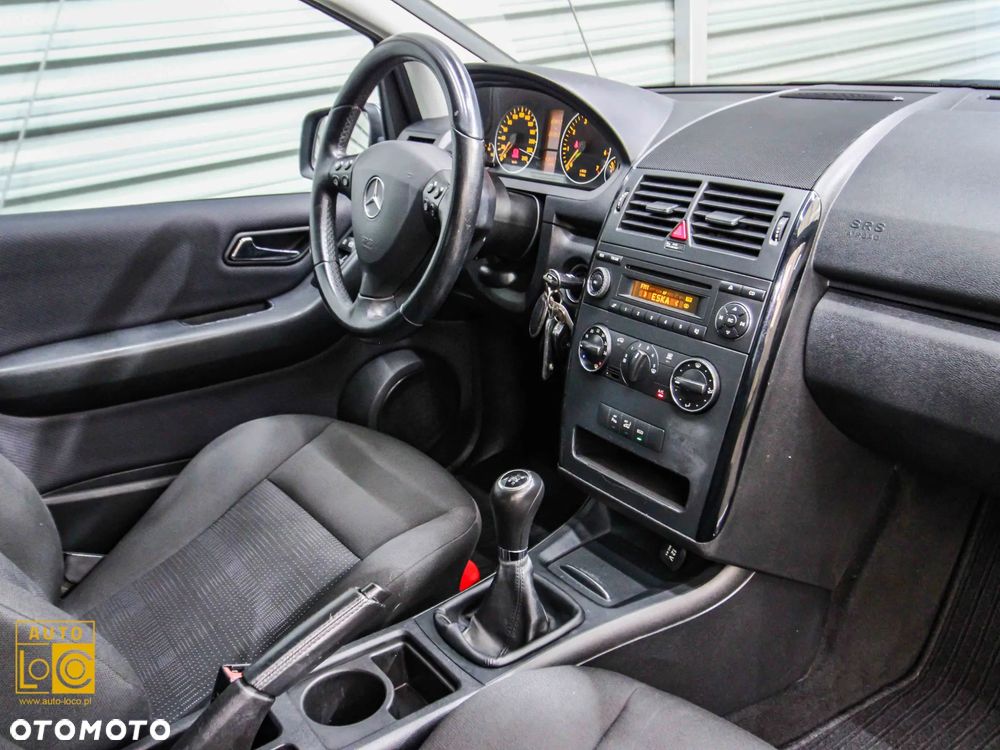 Mercedes-Benz Klasa A 160 Elegance - 14