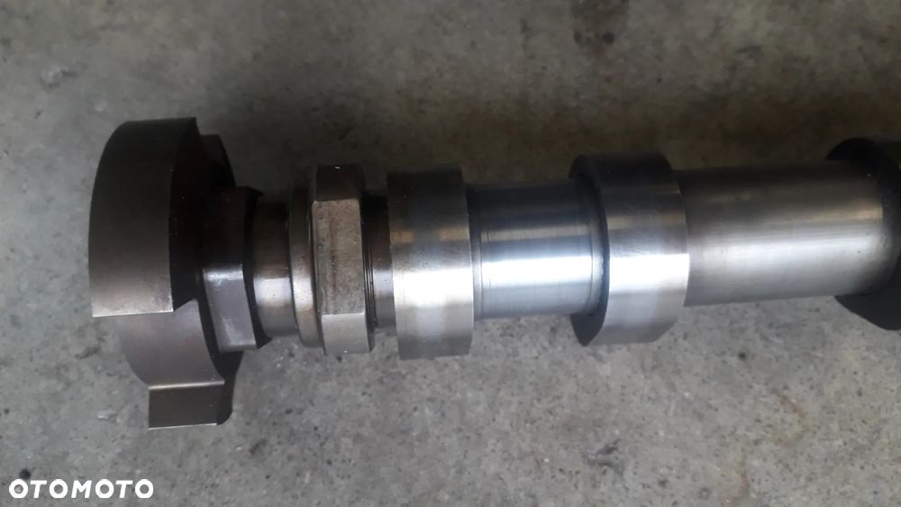 wałek rozrządu wydechowy V756542080 Citroen c4 I lift 1.6 VTI 5FW - 4