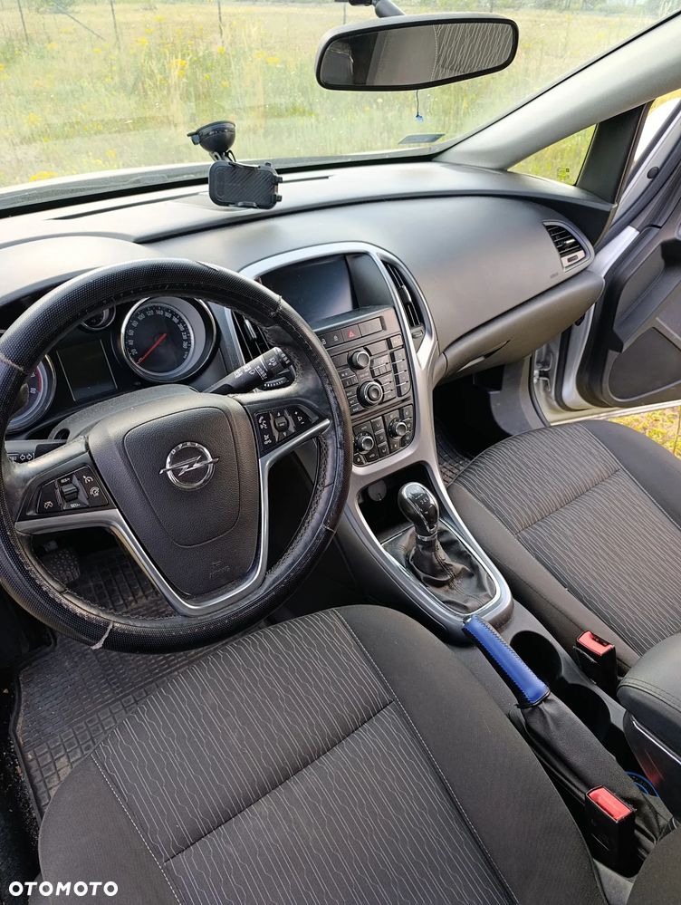 Opel Astra 1.4 T Sport - 11