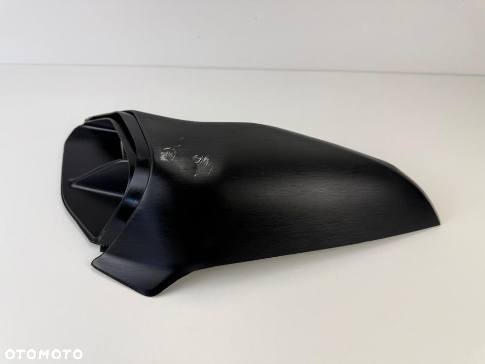 Prawy wlot powietrza Ducati Diavel V4 2023-24 - 12