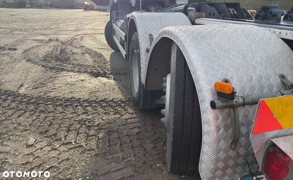 Iveco Stralis 360 6x2 / 50 tys. km / Hakowiec Marell AL20 S55 / oś skrętna - 4