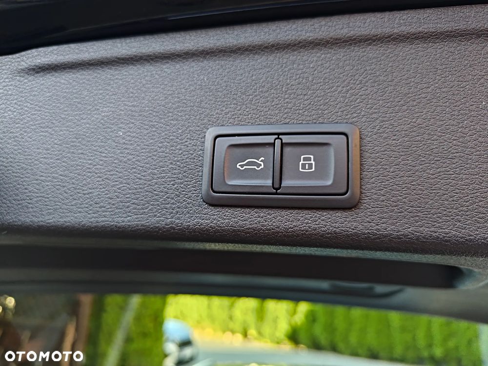 Audi A4 Avant 2.0 TDI ultra sport - 7