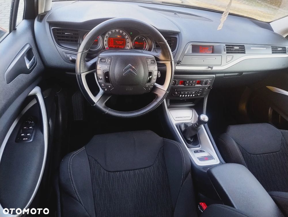 Citroën C5 2.0 HDi Confort - 11