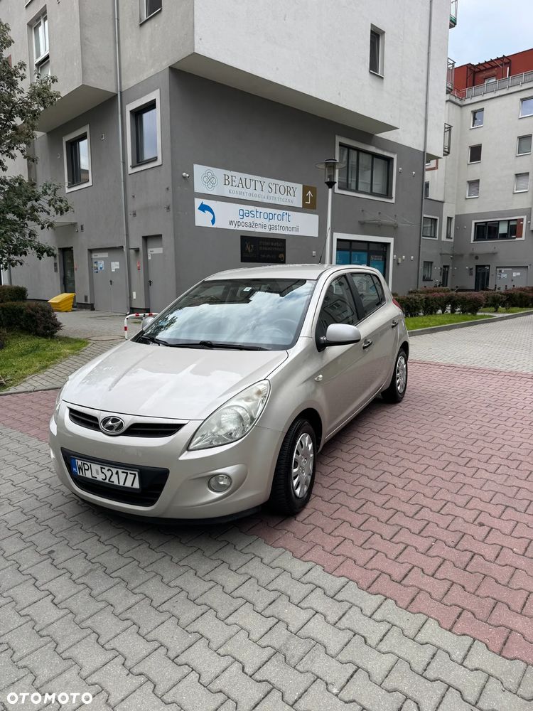 Hyundai i20 1.4 CRDi Comfort - 4