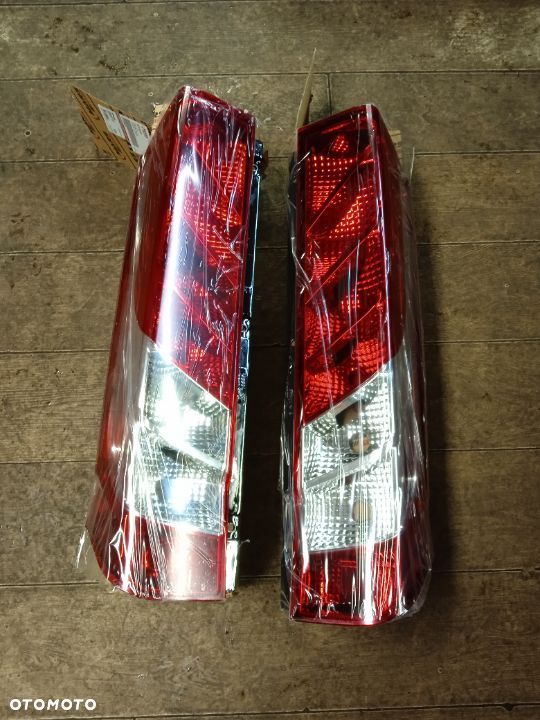 LAMPA TYLNA IVECO DAILY 14- LEWA LUB PRAWA NOWY ZAMIENNIK - 1