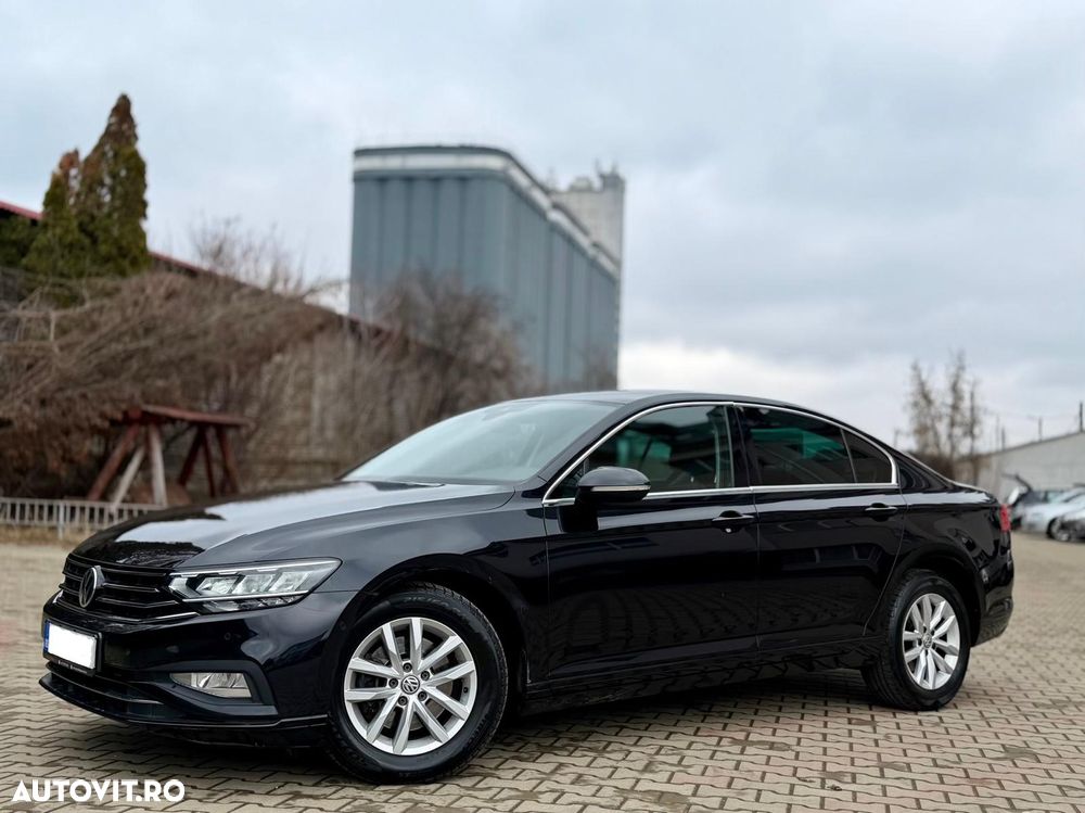 Volkswagen Passat 2.0 TDI DSG Comfortline - 2