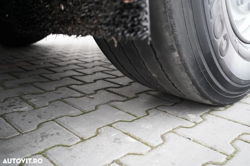 Schmitz Cargobull / REFRIGERAT / UNITATE SCHMITZ TKM / 2x AXE DE RIDICARE / COȘ PENTRU PALEȚI / 2023 / - 25