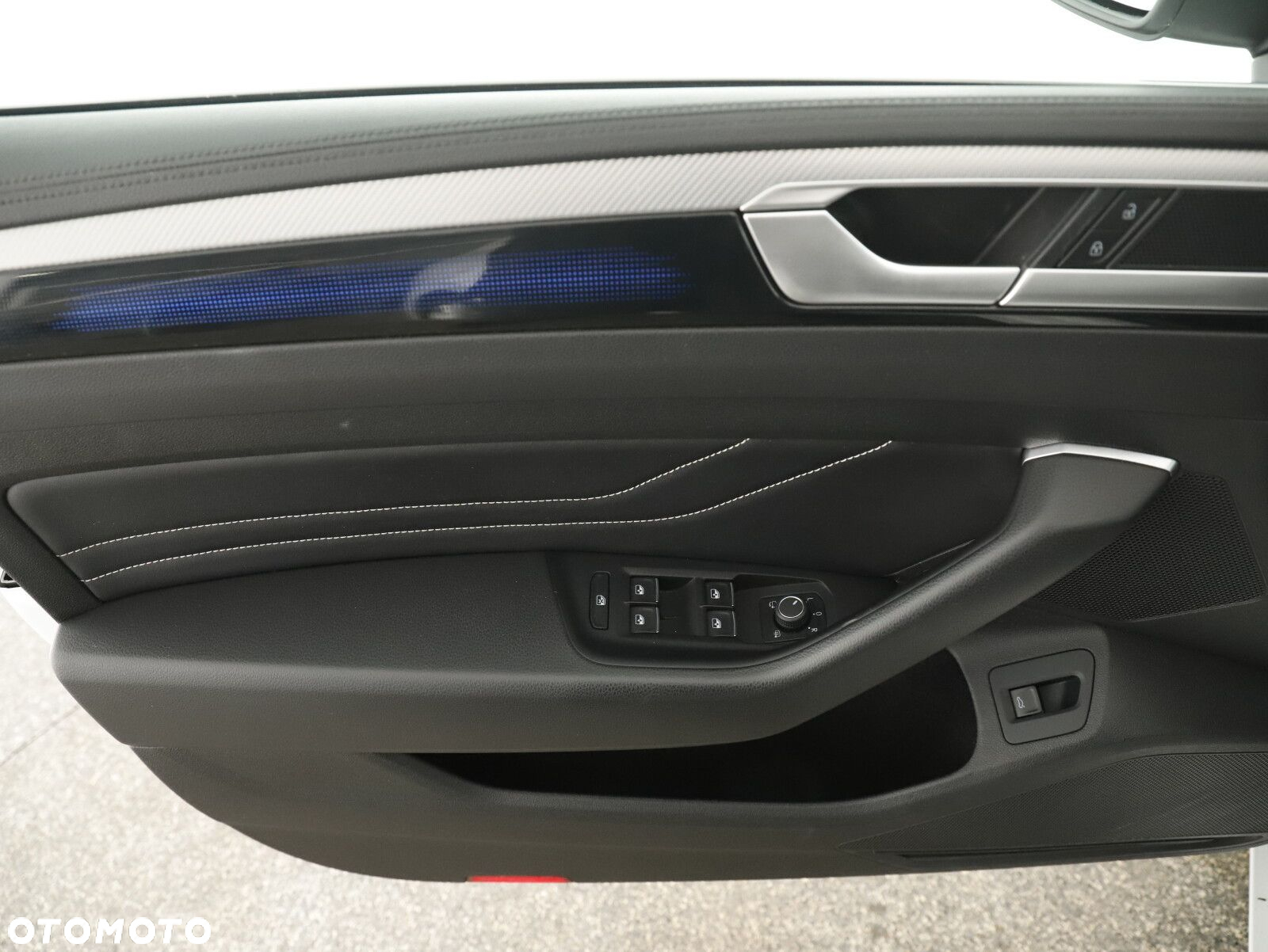 Volkswagen Arteon 2.0 TDI 4Motion Elegance DSG - 20