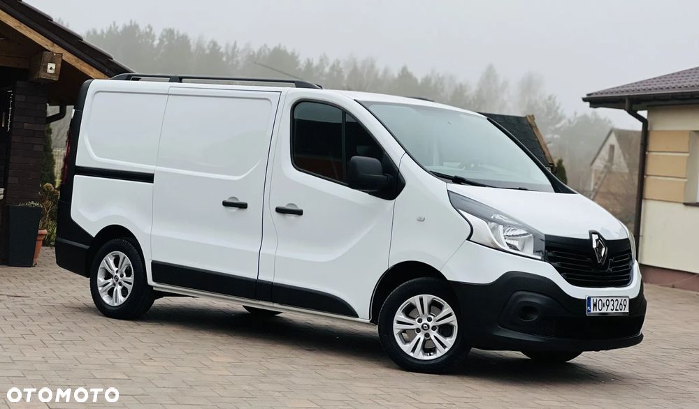 Renault Trafic - 16