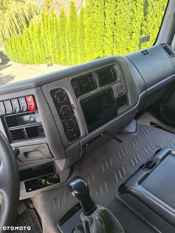 Renault Premium - 5