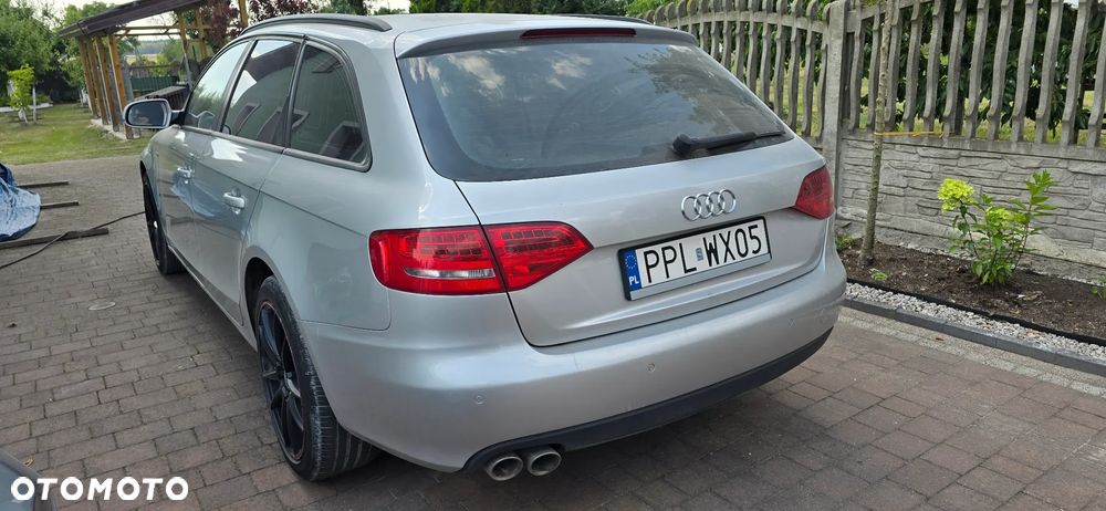 Audi A4 Avant 2.0 TDI DPF - 6