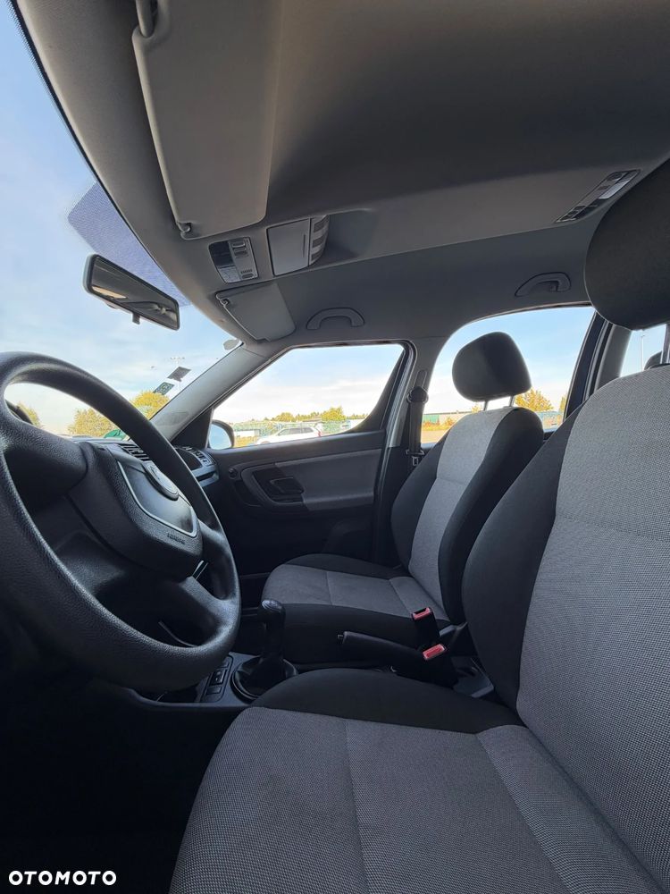 Skoda Roomster - 20