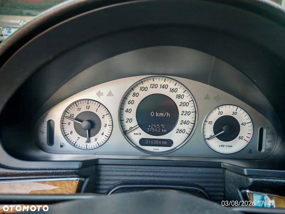 Mercedes-Benz Klasa E 280 CDI Avantgarde DPF - 8