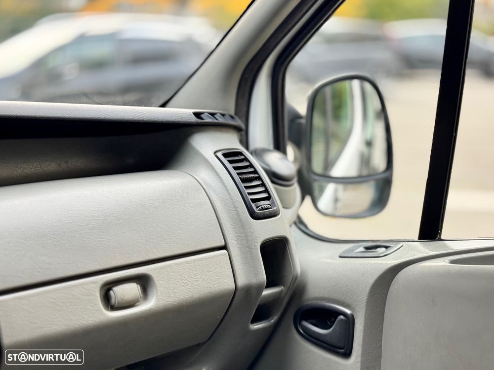 Renault Trafic 2.0 dCi L1H1 1.0T115 - 19