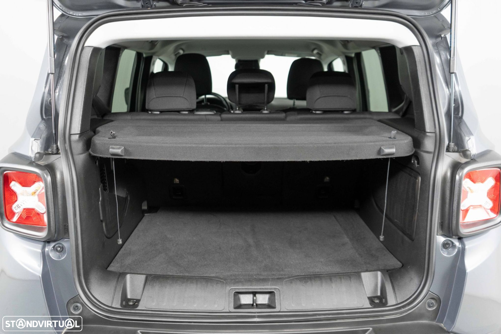 Jeep Renegade 1.3 TG 4Xe Trailhawk - 11