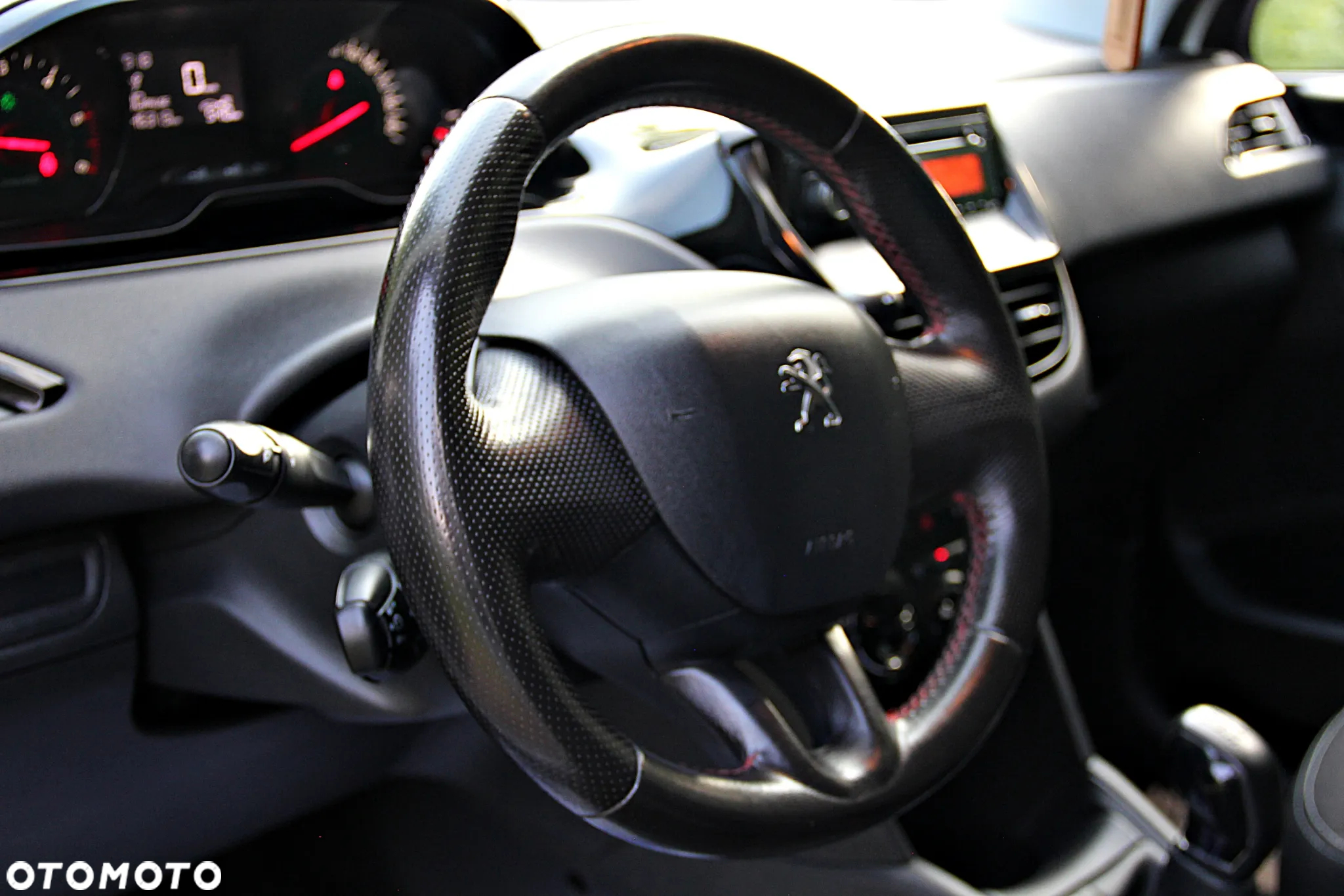 Peugeot 208 1.4 HDi Business Line - 27