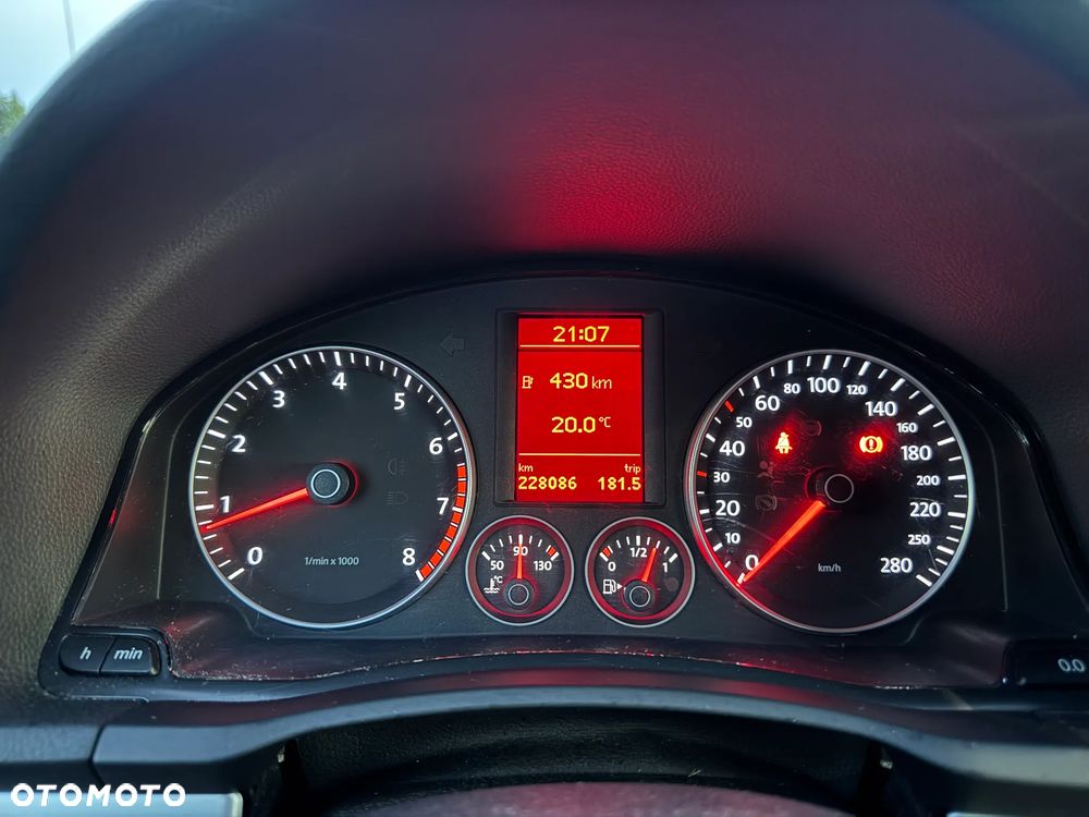 Volkswagen Scirocco - 25